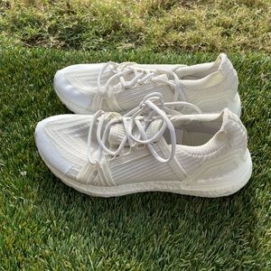 Women’s Ultraboost Sandal 
ADIDAS BY STELLA MCCARTNEY Running shoes sz 8